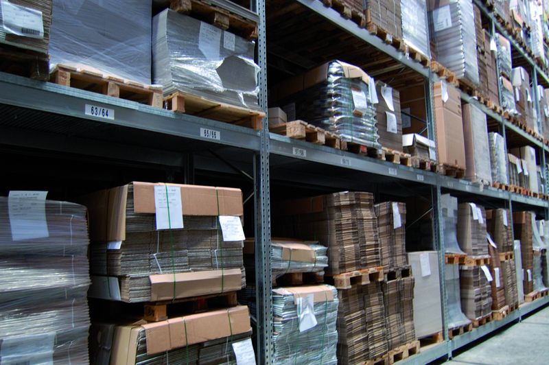 Das Multi-Cargo-Lager ist trotz seiner 10000 Stellplätze zum bersen voll. Bild: Maienschein (Archiv: Vogel Business Media)