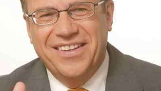 BA-Vorstands-Chef Frank-Jürgen Weise freut sich über den erfolgreichen Abschluss des ERP-Projekts  (Foto: BA)