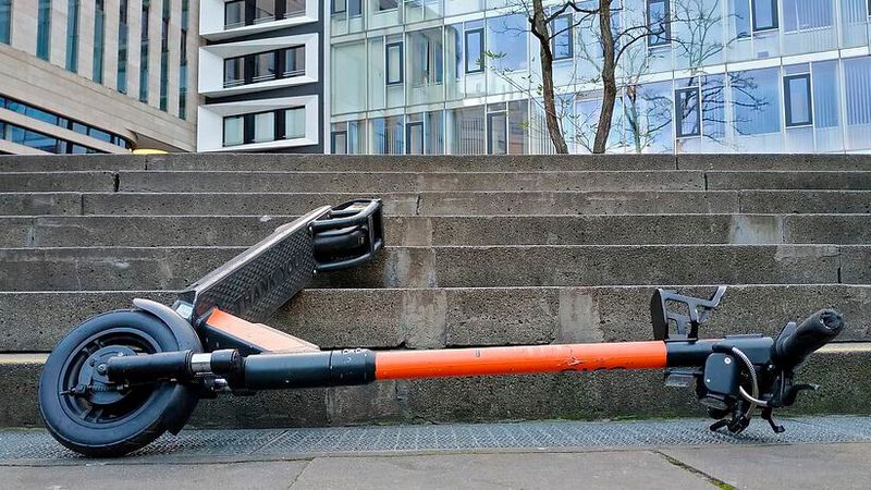 Die Zahl der E-Scooter-Unfälle ist im letzten Jahr um 67 Prozent gestiegen.(Bild:  frei lizenziert /  Pixabay)