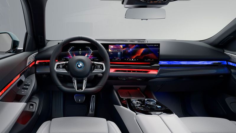 Ambiente-Beleuchtung des neuen BMW 5er.(Bild:  BMW)