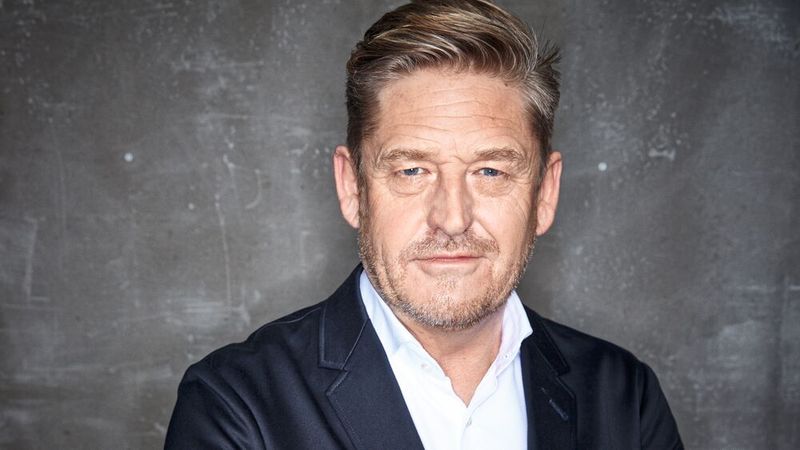 Wayne Griffiths, hier ein Archivfoto aus seiner Zeit bei Seat/Cupra, produziert und verkauft jetzt teuren Gin aus Kärtnen.(Bild:  Seat)