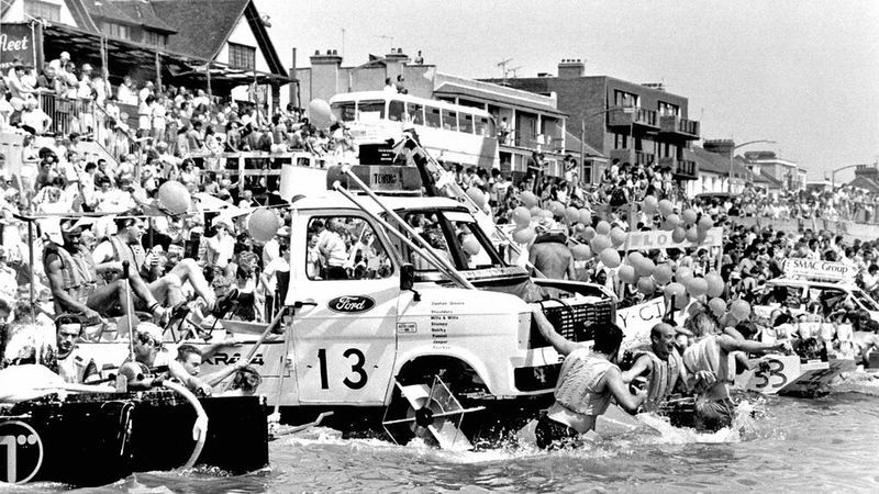 1980 gab es den Transit auch als Amphibienauto. (Bild: Ford)