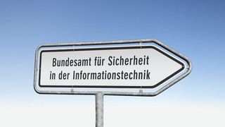 Das Bundesamt für Sicherheit in der Informationstechnik soll zukünftig tiefergreifende Befugnisse erhalten. (© hkama - stock.adobe.com)