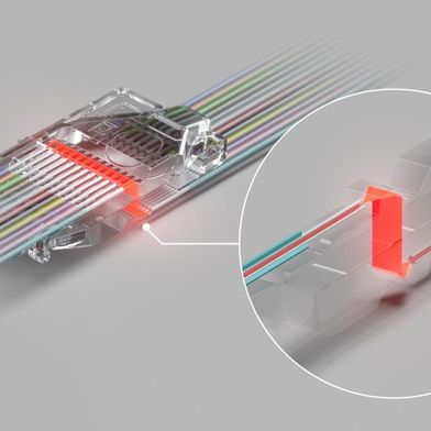 Kollimationslinse zur Verbreiterung des Lichtstrahls und Reduzierung von Partikeleffekten. (Bild: Rosenberger Hochfrequenztechnik)