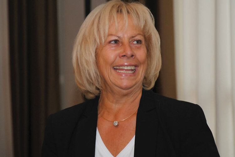 Frau Präsident: Silvia Karpinski-Schmitt (Foto: Zietz)