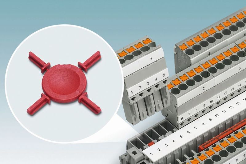 Kodiersystem im Stecker integriert – die Kodierelemente in roter Signalfarbe dienen der zusätzlichen optischen Kennzeichnung der Kodierung. (Phoenix Contact)