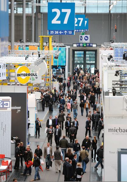 Die Aussteller präsentieren auf über 80 000 Quadratmetern ihre Neuheiten. (Bild: Deutsche Messe)
