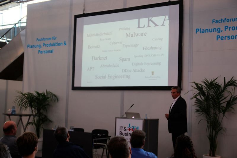 Impressionen der  IT & Business 2015. Die Fachmesse für digitale Prozesse und Lösungen läuft noch bis zum 1. Oktober (Bild: Horn)