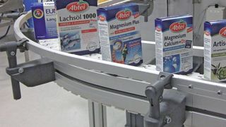 Bekannte Markenprodukte für den Consumer-Healtcare-Bereich werden in Herrenberg mittlerweile teilautomatisiert verpackt. Bild: VPPL (Archiv: Vogel Business Media)