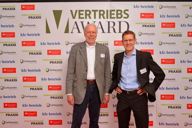 Bernd Behrens (l.) aus Kassel und Sven Quambusch von der Car Quality Services GmbH aus Haan. (S. Bausewein)