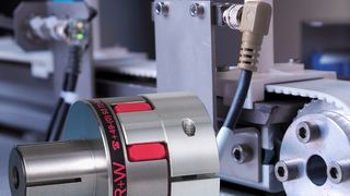 Die Elastomerkupplung der Baureihe EK7 ist mit dem Konusspreizdorn für Hohlwellenanbindungen konstruiert und kann in verschiedenen Größen und Ausführungen bezogen werden. (Bild: R+W)