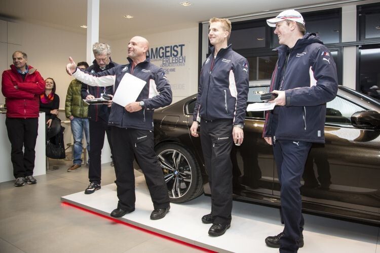 ... hatte für die Teilnehmer einige Fahrtipps und Tricks auf Lager. (BMW)
