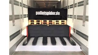 Schneller aufgegabelt! Hier blickt man auf die sechs Gabeln des Palettenadapters Palletspider. Was das System kann, das Sven Kastner von der Spedition Friedrich Kastner ersonnen und verwirklicht hat, erfahren Sie im nebenstehenden Beitrag. (Spedition Friedrich Kastner)