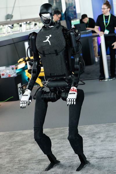 Physical AI, die aktiv mit der Umgebung interagiert, gilt als Revolution in der Robotik. Hier ein humanoider Roboter auf der Reply Xchange. (Bild: Sandra Eckhardt)