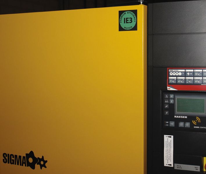 Kaeser setzt in seinen Systemen Simotics Niederspannungsmotoren der Baureihen 1LE1 und 1LG6 von Siemens ein. In den Schraubenkompressoren kommen ausschließlich Motoren mit der hohen Effizienzklasse IE3 zum Einsatz. (Bild: Siemens)