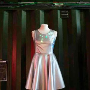 LED-Kleid von Lina Wassong