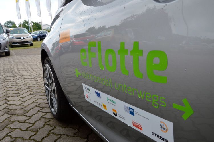 Automobile Renner beteiligt sich am lokalen E-Carsharing in Zusammenarbeit mit den Stadtwerken Parchim. (Achter / »kfz-betrieb«)