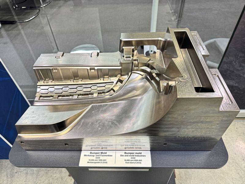 Grob zeigt auf seiner bislang größten Hausmesse 2025 technologische Highlights auf über 6.000 Quadratmetern. (Bild: VCG/Sonnenberg)