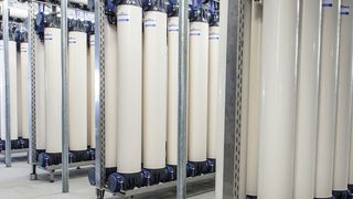 Trinkwasseraufbereitung aus Grundwasser mit Ultrafiltrationsmembranen im Wasserwerk Würzburg. (Inge)