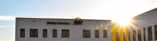 Anfang März hat Netter seinen Neubau in unmittelbarer Nähe zum vorigen Standort in Mainz-Kastel bezogen.(Bild:  Netter Vibration)