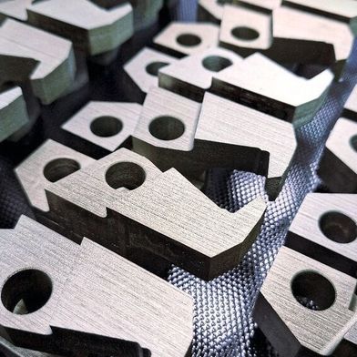 Greiferbacken aus hochstickstofflegiertem Stahl von Promateria. (Bild: GMH Gruppe)