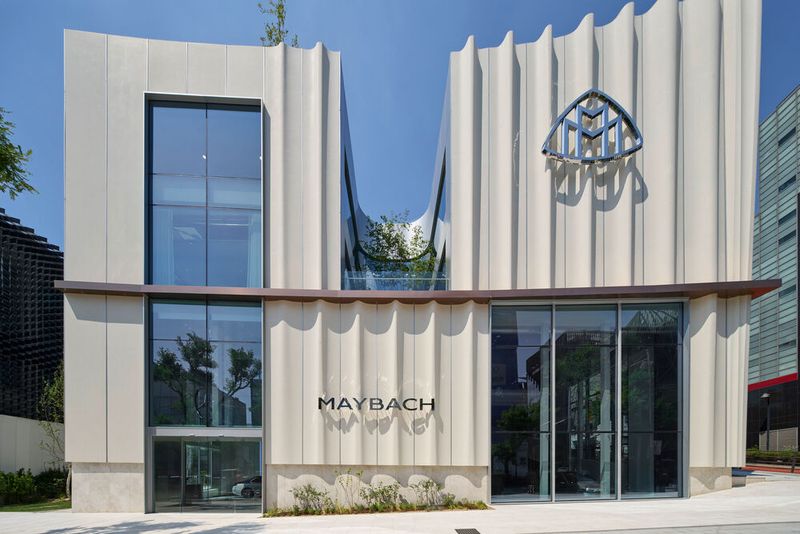 Im Luxusviertel Gangnam hat Mercedes-Maybach einen Standort eröffnet. (Bild: Mercedes-Benz AG)