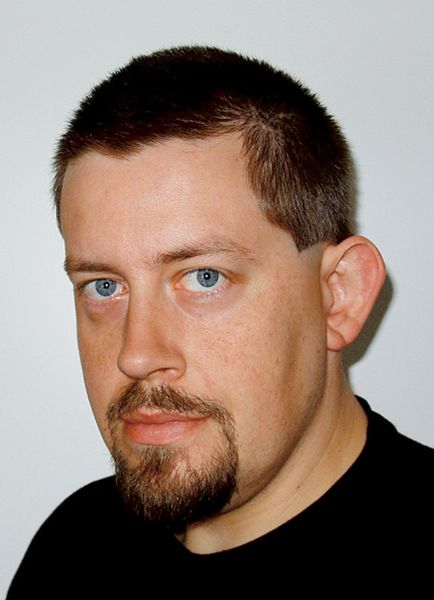 Abb.5: Paul Hix: 1994-2003 Studium Diplom-Geophysik an der Ludwig-Maximilians-Universität München; seit 2003 Promoti-onsstudium an der LMU München; 2005 Bayerischer Staatspreis für besondere technische Leistungen im Handwerk; seit 2005 Wissenschaftlicher Mitarbeiter am Deutschen Museum (Archiv: Vogel Business Media)