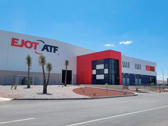 Der Verbindungstechnikspezialist Ejot will seine Präsenz in Nordamerika stärken, wie jetzt bekannt wurde. Dazu gibt es etwa einen Neubau in Mexiko, der hier zu sehen ist.(Bild:  Ejot)