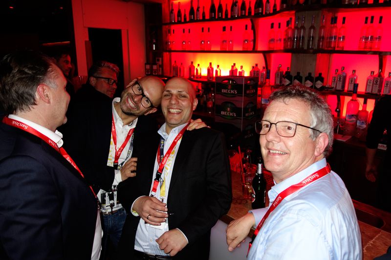 Wo findet man das ZOTAC immer? An der Quelle des Elixiers. (Bild: IT-BUSINESS)