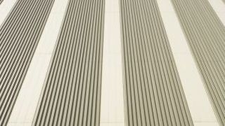 Vor 30 Jahren baute Bosch das Hochregallager in Karlsruhe. Jetzt wird die komplette Technik modernisiert. (Bild: Bosch)