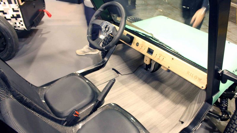 Spartanisch und durchaus schick präsentiert sich der Innenraum des Kilow. (Bild: sp-x / Mario Hommen)