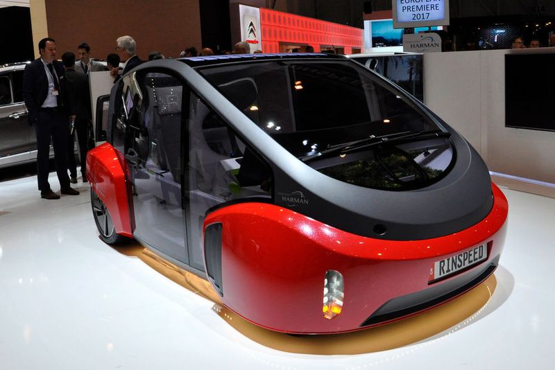 Rinspeed zeigt mit dem Oasis ein urbanes E-Auto-Konzept ...  (Wehner / »kfz-betrieb«)