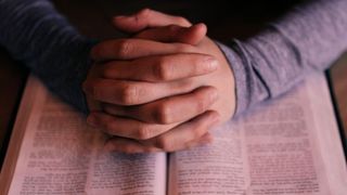 Der von Papst Gregor I formulierte „Lasterkatalog“ ist nicht nur in der Kirche relevant, sondern lässt sich auch die Führungskräfte von heute anwenden. (gemeinfrei)