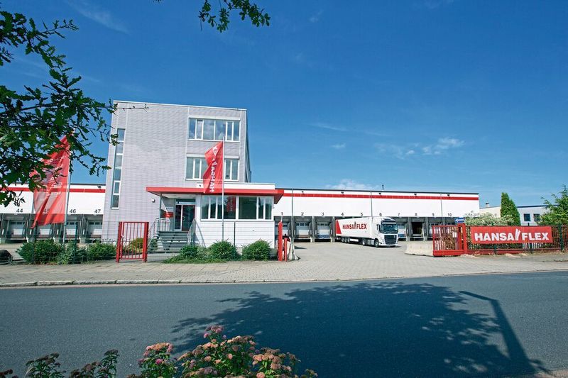 Am Stammsitz in Bremen hat Hansa-Flex seine Unternehmenszentrale um ein 18.000 m² großes Grundstück erweitert. (Hansa-Flex)