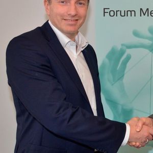 Alexander Stein (li.), Projektleiter der Nürnberg Messe, ...