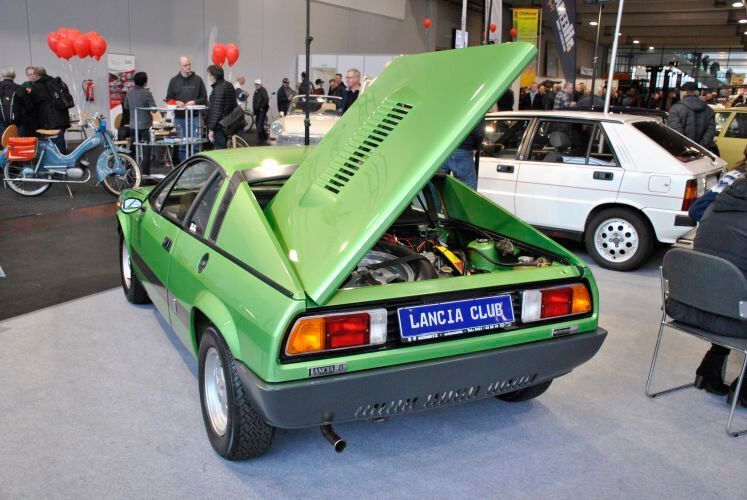 Schräge Sache: Einen Lancia Beta Montecarlo sieht man nicht an jeder Ecke. Das 1975 vorgestellte Mittelmotor-Coupé besitzt einen Zweiliter-Vierzylindermotor mit 120 PS. Als Rennversion nach FIA-Gruppe-5-Regeln gewann Lancia mit ihm sogar die Markenweltmeisterschaft 1980 und 1981. (Dominsky/»kfz-betrieb«)