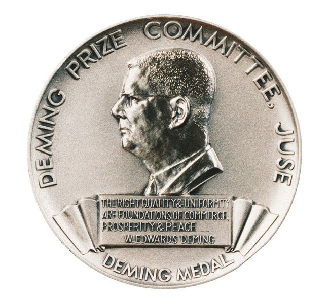 1984: Verleihung des Deming Application Prize. (Bild: Yaskawa)