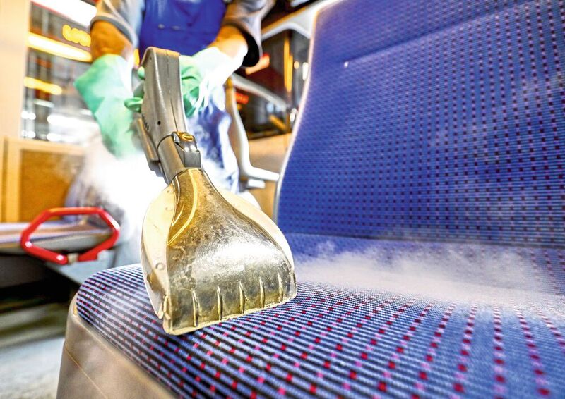 Gegen die Virenkonzentration im Bus: Die Dampfsaugsysteme von Beam reinigen auch die Raumluft. (Bild: Daniel Karmann/Beam)