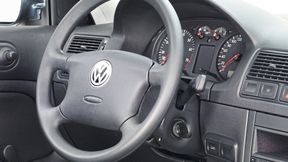 Lenkung mit Gefahrenpotenzial: Weil eine Schraube korrodieren kann, müssen viele Modelle des VW-Konzerns in die Werkstätten. Allerdings könnten die Ersatzteile knapp werden. (Bild: Volkswagen)