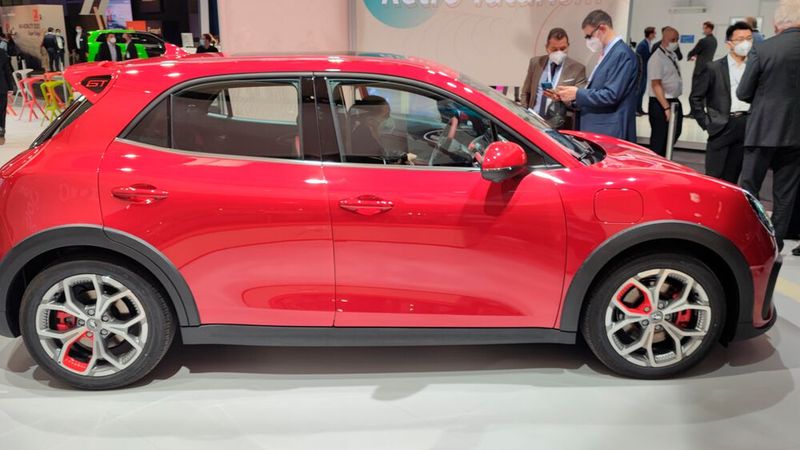 Ora setzt beim Cat auf Retro-Stylling. (Bild: Mario Hommen/SP-X)