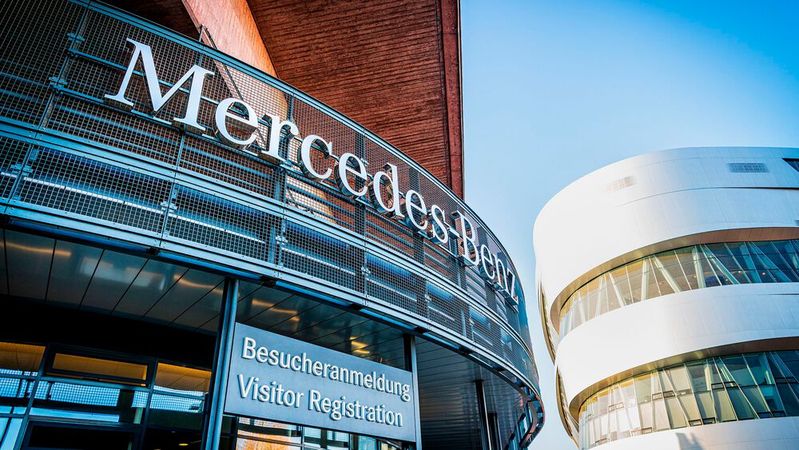 Trotz eines schwächelnden Absatzes ist der Umsatz des Konzerns gestiegen.(Bild:  Mercedes-Benz)