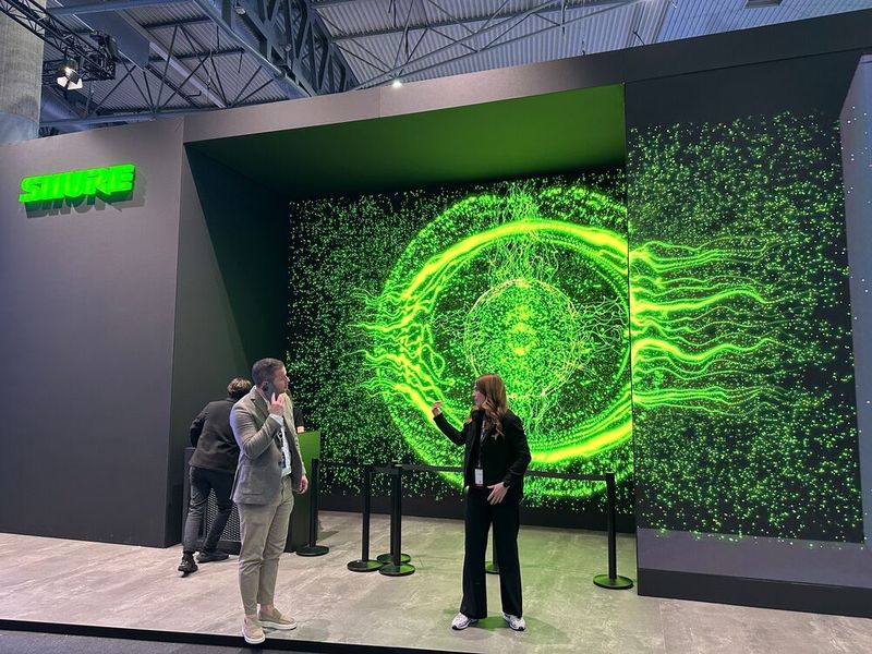 SHURE sorgt für einen perfekten Ton auf der ISE. (Bild: Vogel IT-Medien)