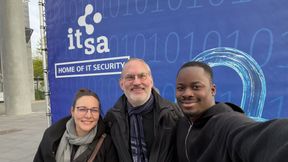 Die Redaktion von Security-Insider startet heute in die it-sa in Nürnberg. Wir freuen uns auf interessante Gespräche, alte Bekannte und neue Kontakte. (Bild: Security-Insider)