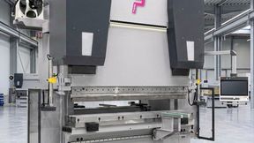 Die Placke Heavy Duty GmbH entwickelt, konstruiert und baut Sondermaschinen im XXL-Segment: Biegepressen bis 3.000 Tonnen Presskraft und 18 Meter Biegelänge, auf Anfrage auch darüber hinaus, sowie Retrofit-Lösungen für bestehende Großmaschinen. (Bild: Placke Heavy Duty GmbH)