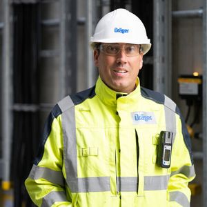 Sebastian Suski, Vertriebsingenieur bei Dräger(Bild:  Dräger)