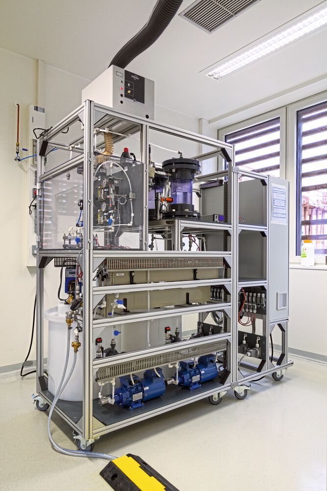 Der im Celbicon-Projekt am Fraunhofer IGB entwickelte Elektrolyseur synthetisiert Ameisensäure aus atmosphärischem CO2.