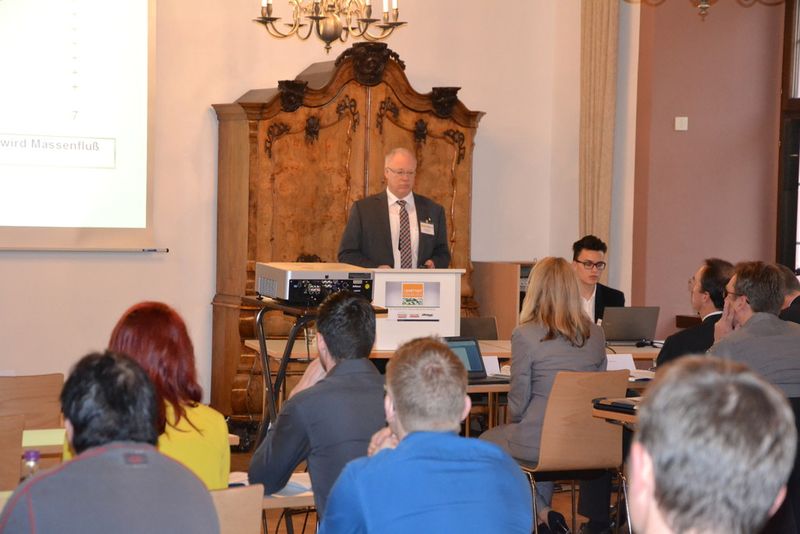 Impressionen aus dem Schüttgut- und Ex-Schutz-Forum. (Bild: Schäffner/PROCESS)