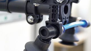 Bild 2: Die Herga-Leichtbausauger bestehen aus Kunststoff und lassen sich leicht montieren. (Archiv: Vogel Business Media)