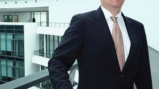 Dr. Christian Patron, Leiter Digitalisierung Produktion, BMW Group: „In der Automobilindustrie sind viele Dinge, die mit dem Label Industrie 4.0 versehen werden, bereits Realität.“ (Bild: Schreier)