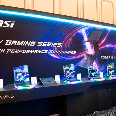 Eine ganze Reihe neuer Gaming-Notebooks aus den Serien Raider, Stealth und Crosshair stellte MSI auf der CES in Las Vegas vor, teilweise mit Intels Panther-Lake-Prozessor.  (Bild: MSI)